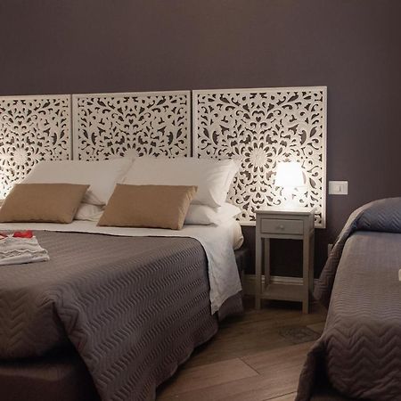 Real Giardinetto A Toledo Hotel Naples Luaran gambar