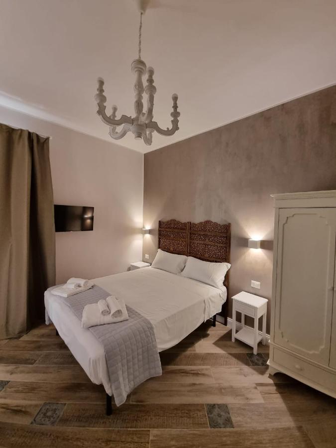 Real Giardinetto A Toledo Hotel Naples Luaran gambar